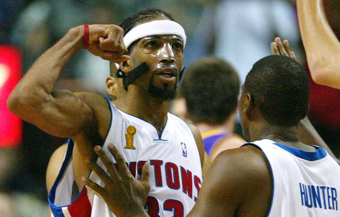 切尔西客战亚特兰大名单：帕尔默、德拉普缺阵，凯塞多归队（切尔西客战亚特兰大大名单：帕尔默、德拉普缺席，凯塞多回归）